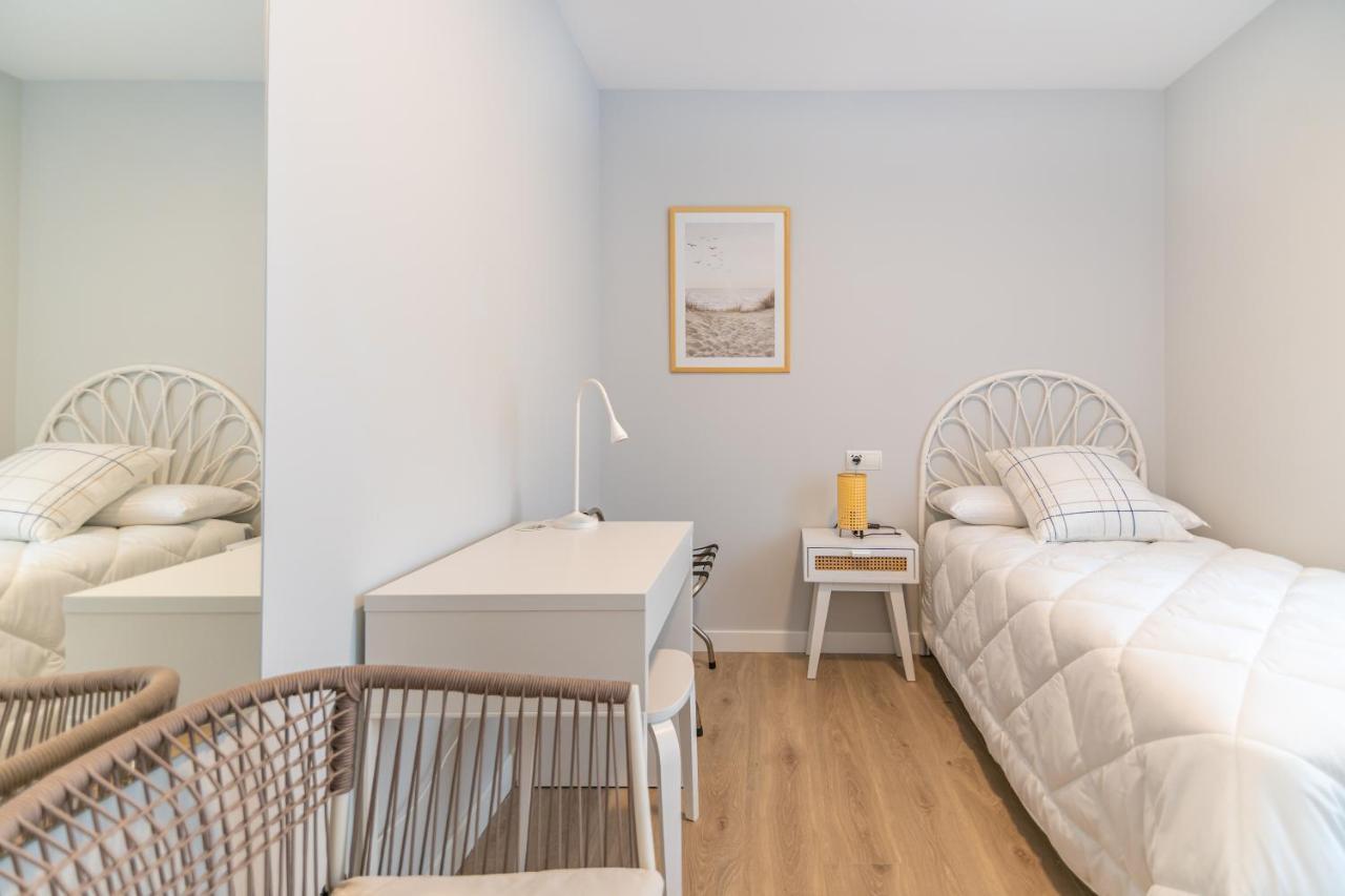 Villa Marta - Apartamentos Centricos Junto Al Mar Кастро-Урдіалес Екстер'єр фото