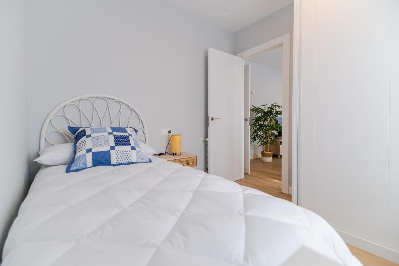 Villa Marta - Apartamentos Centricos Junto Al Mar Кастро-Урдіалес Екстер'єр фото
